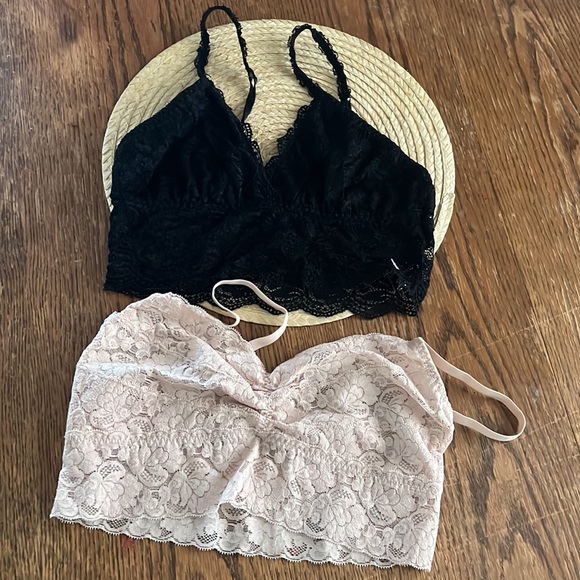 Minimalist Two bundle Comfy Brallete - Picture 8 of 8